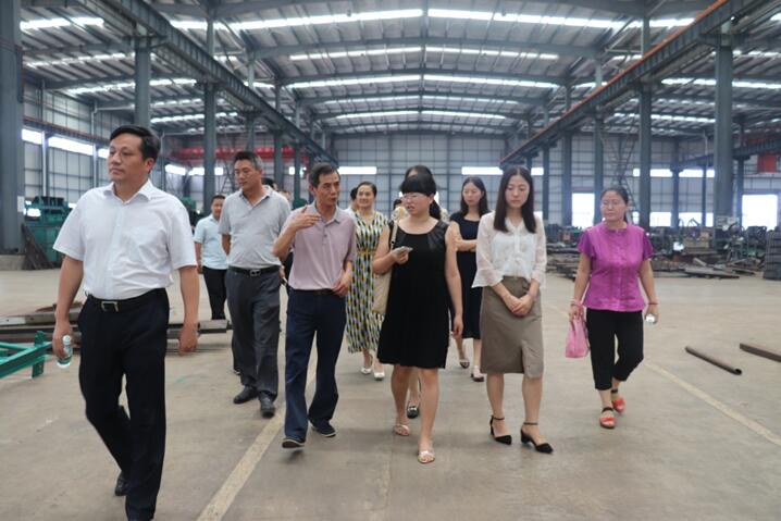 “湘軍故里，鋼鐵新城”我院助力婁底市開(kāi)啟創(chuàng)新發(fā)展新篇章