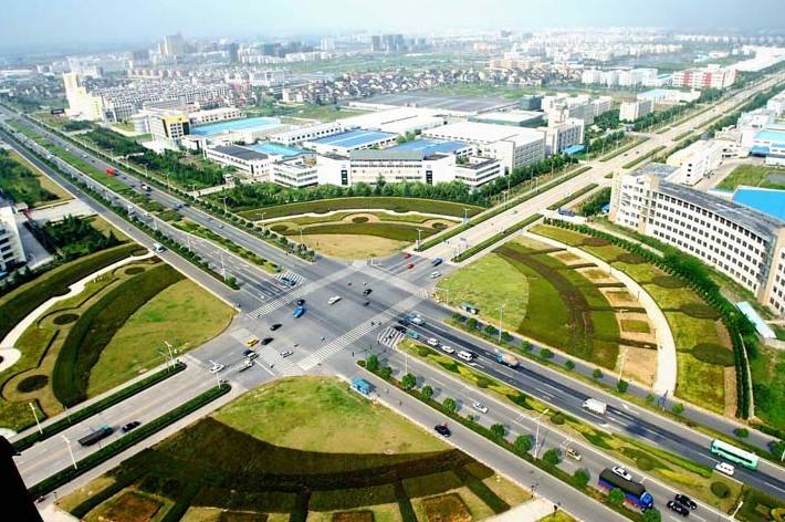 紹興袍江開發(fā)區(qū)堅持“內(nèi)挖潛力”加快推進(jìn)新興產(chǎn)業(yè)培育壯大