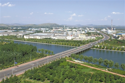 擔(dān)當(dāng)落實(shí) 突破提升 萊蕪高新區(qū)打響“跑步前進(jìn)”發(fā)令槍