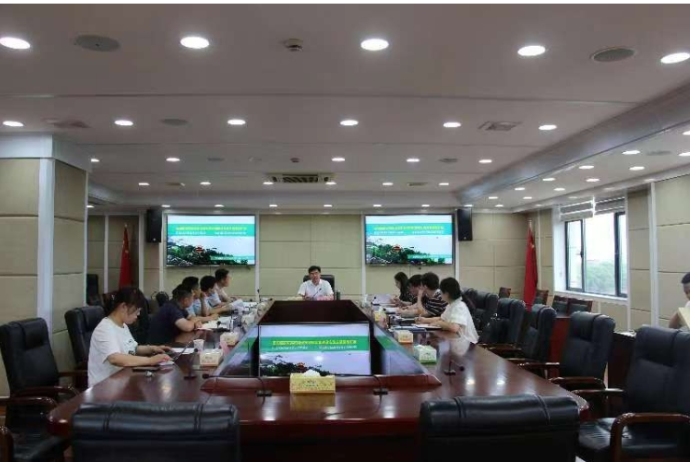 凝心聚力，爭(zhēng)創(chuàng)國(guó)家農(nóng)高區(qū)—岳陽(yáng)市人民政府副市長(zhǎng)張世愚聽取創(chuàng)建工作匯報(bào)